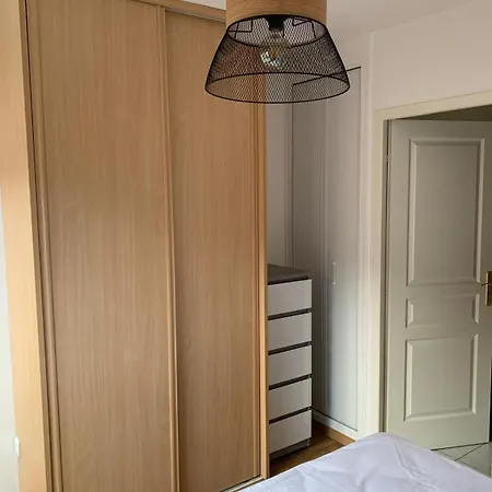 Sublime T2 Lumineux Avec Balcon - Rue Gratuite אמיינס