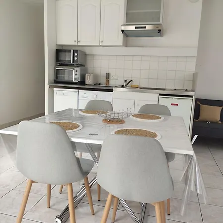 Sublime T2 Lumineux Avec Balcon - Rue Gratuite *