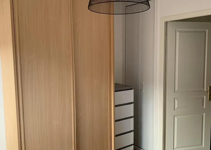 Sublime T2 Lumineux Avec Balcon - Rue Gratuite Amiens