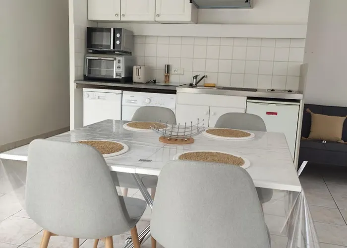 Sublime T2 Lumineux Avec Balcon - Rue Gratuite *